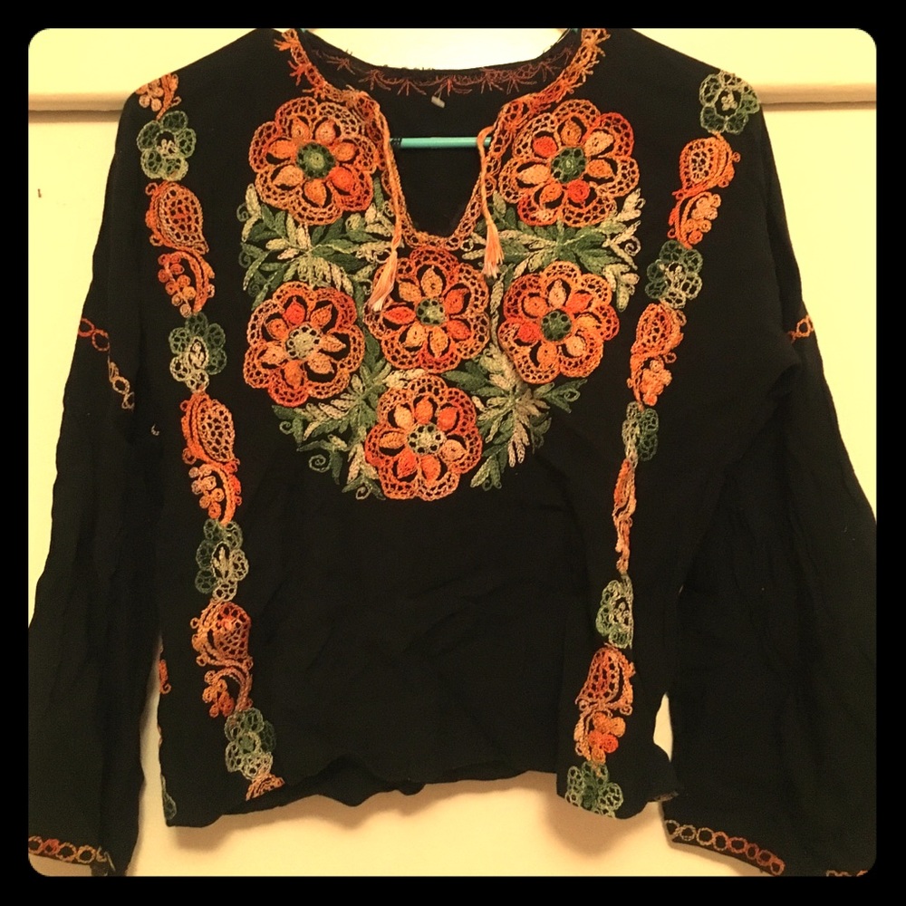 Vintage petite embroidered top.